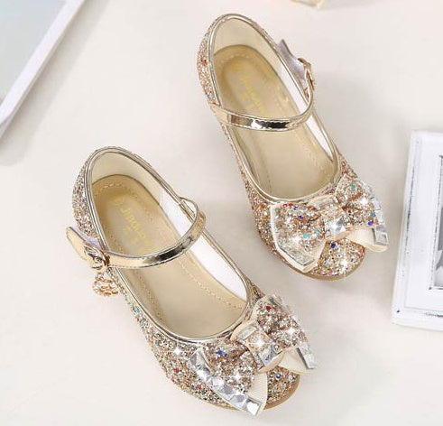 Sequined bow shoes